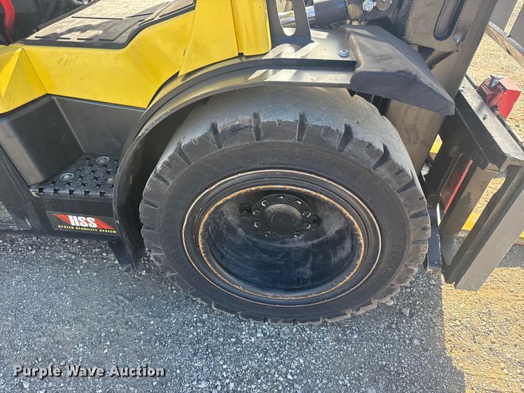 image for item EG1728 2014 Hyster H60FT forklift