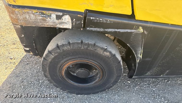 image for item EG1728 2014 Hyster H60FT forklift