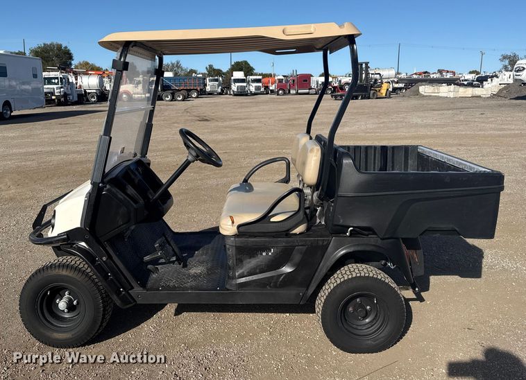 image for item EG1730 Cushman Shaker 800X golf cart