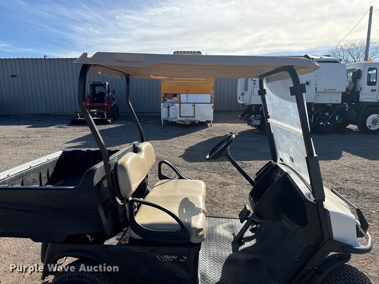 image for item EG1730 Cushman Shaker 800X golf cart