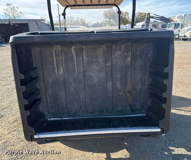 image for item EG1730 Cushman Shaker 800X golf cart