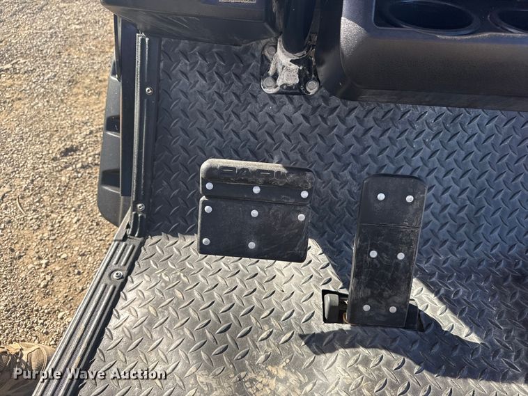 image for item EG1730 Cushman Shaker 800X golf cart