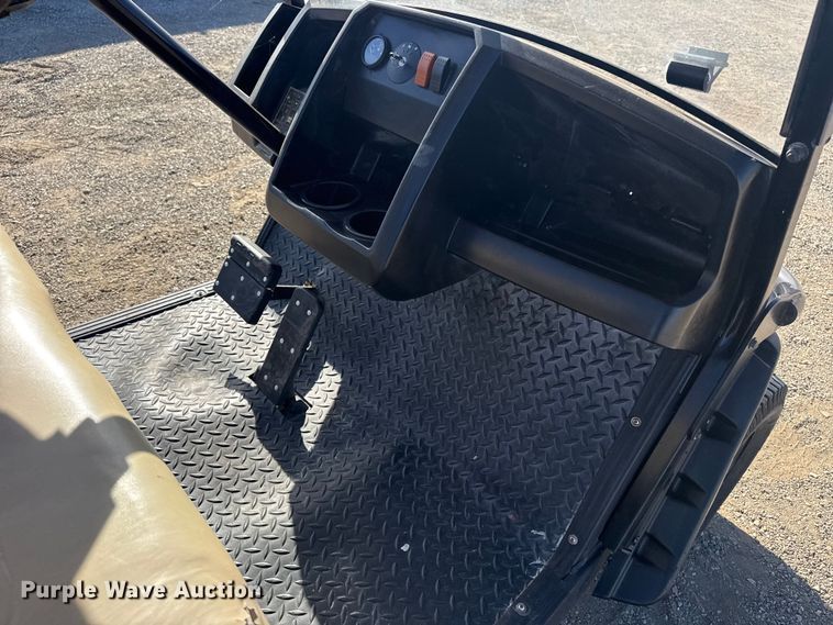 image for item EG1730 Cushman Shaker 800X golf cart