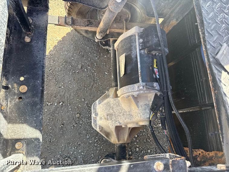 image for item EG1730 Cushman Shaker 800X golf cart