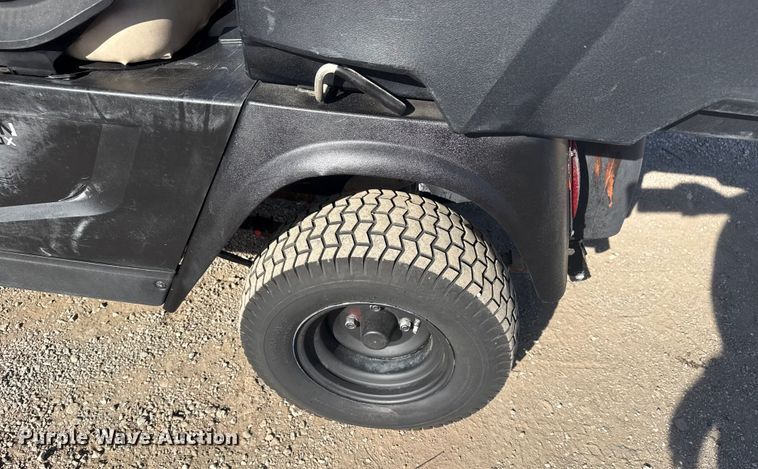 image for item EG1730 Cushman Shaker 800X golf cart