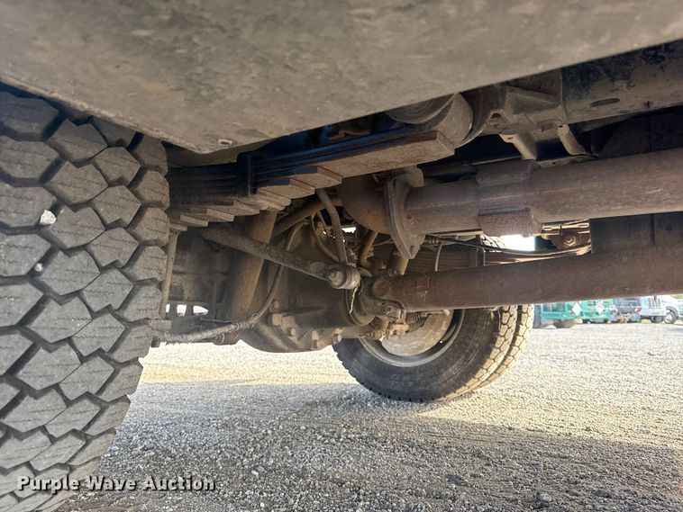 image for item EG1731 2015 Ford F450 Super Duty XL Crew Cab flatbed truck