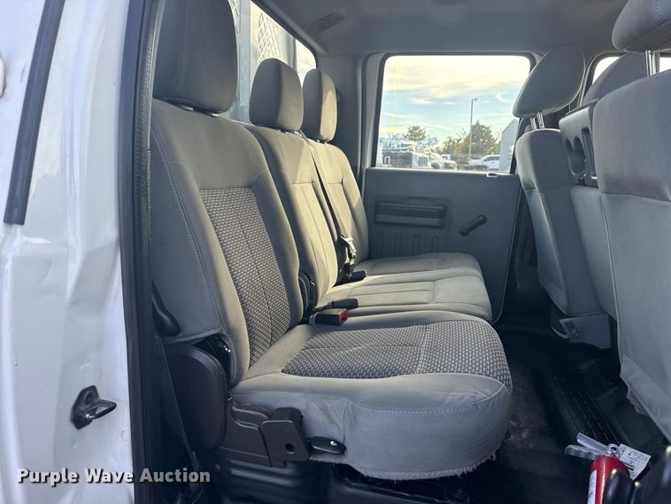 image for item EG1731 2015 Ford F450 Super Duty XL Crew Cab flatbed truck