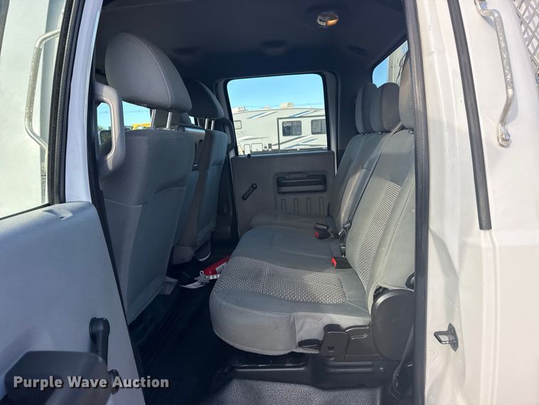 image for item EG1731 2015 Ford F450 Super Duty XL Crew Cab flatbed truck