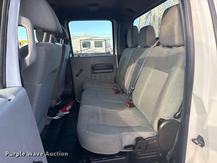 image for item EG1731 2015 Ford F450 Super Duty XL Crew Cab flatbed truck