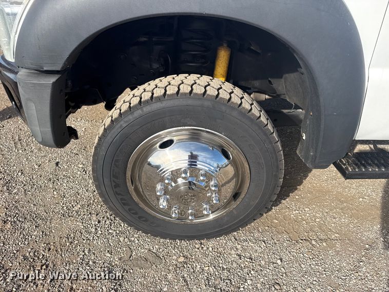 image for item EG1731 2015 Ford F450 Super Duty XL Crew Cab flatbed truck