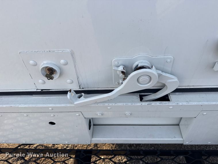 image for item EG1735 2022 Ford Utilimaster delivery truck