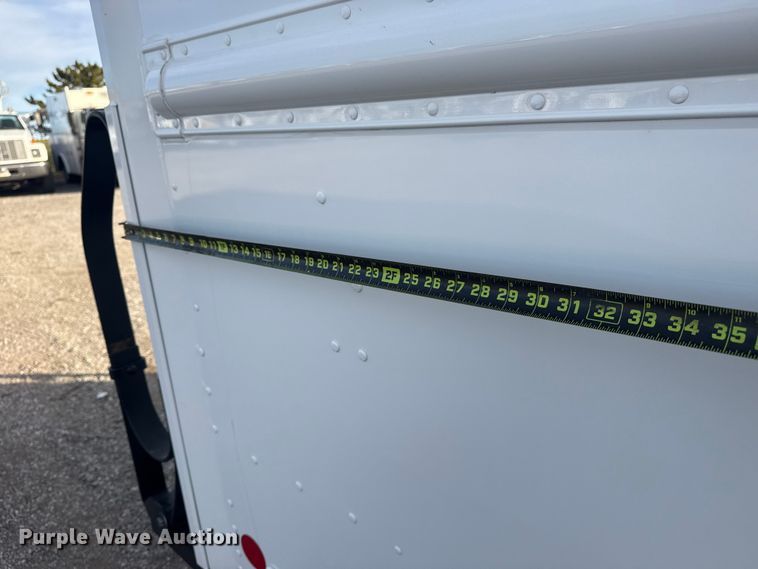 image for item EG1735 2022 Ford Utilimaster delivery truck