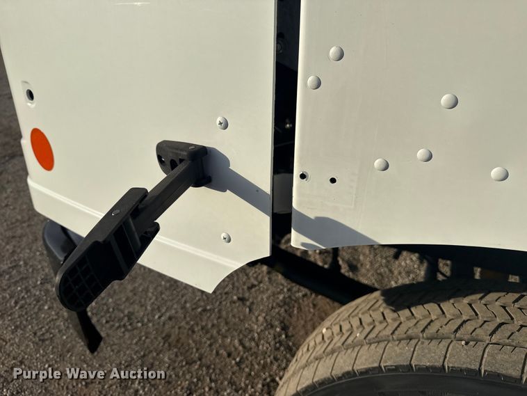 image for item EG1735 2022 Ford Utilimaster delivery truck