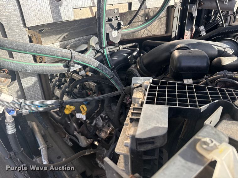 image for item EG1735 2022 Ford Utilimaster delivery truck