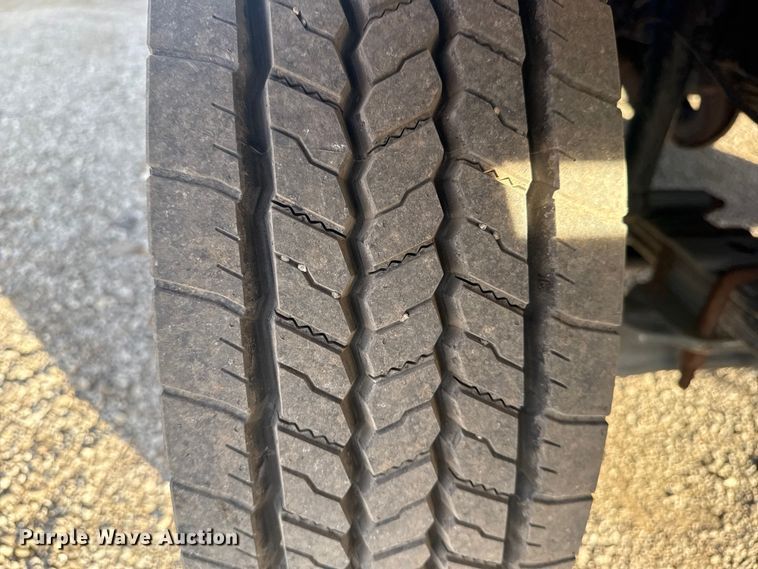 image for item EG1735 2022 Ford Utilimaster delivery truck