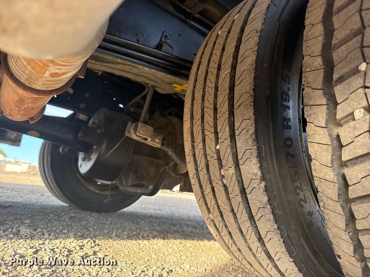 image for item EG1735 2022 Ford Utilimaster delivery truck