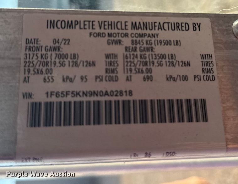 image for item EG1735 2022 Ford Utilimaster delivery truck