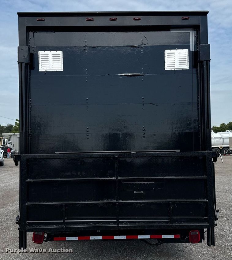 image for item EG5981 2015 Ford F550 box truck