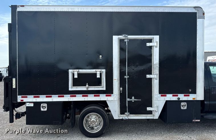 image for item EG5981 2015 Ford F550 box truck