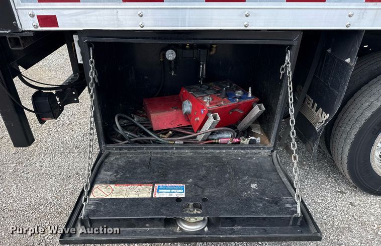 image for item EG5981 2015 Ford F550 box truck