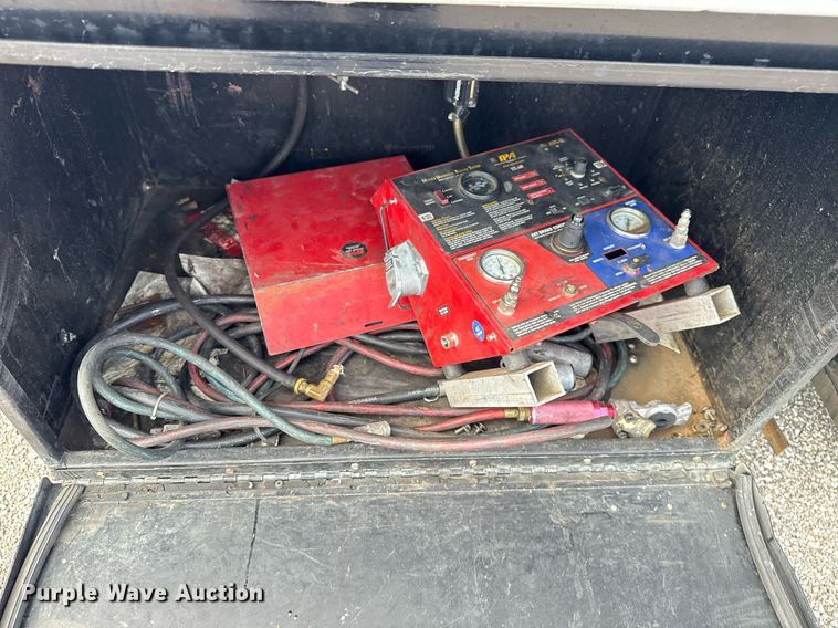 image for item EG5981 2015 Ford F550 box truck