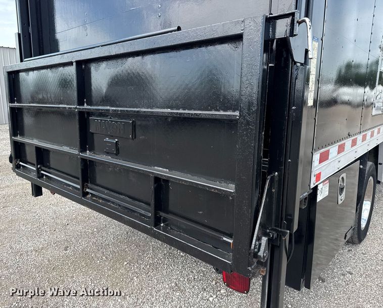 image for item EG5981 2015 Ford F550 box truck