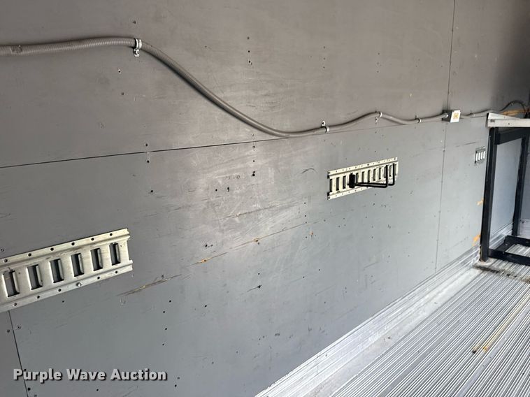 image for item EG5981 2015 Ford F550 box truck