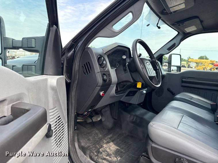 image for item EG5981 2015 Ford F550 box truck