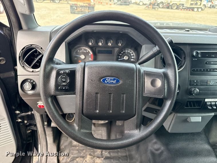 image for item EG5981 2015 Ford F550 box truck