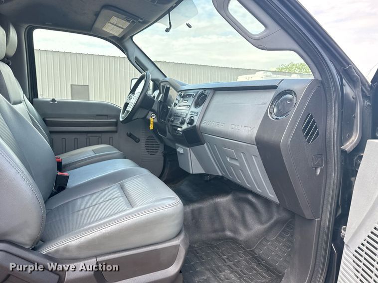 image for item EG5981 2015 Ford F550 box truck