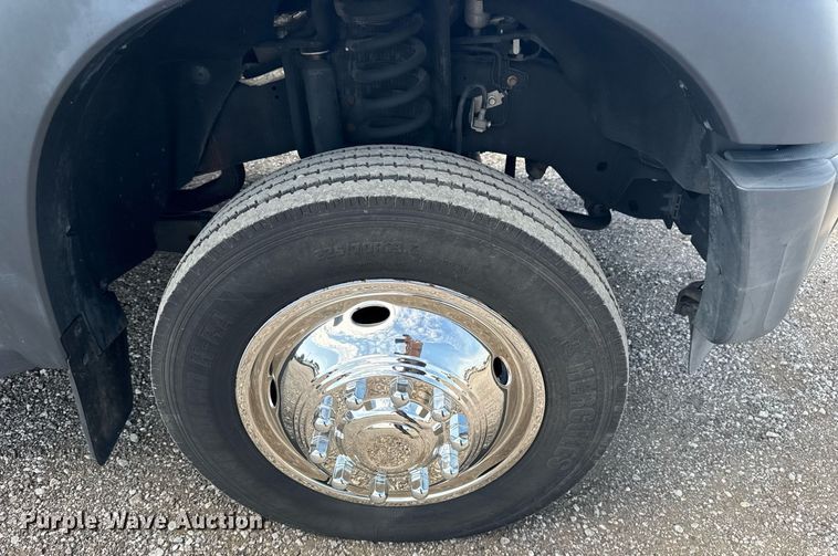 image for item EG5981 2015 Ford F550 box truck