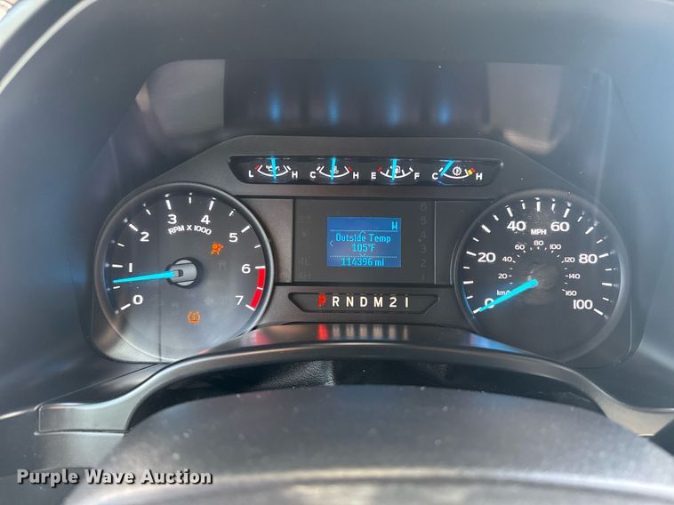 image for item EG6063 2019 Ford F350 Super Duty XL SuperCab pickup truck cab and chassis