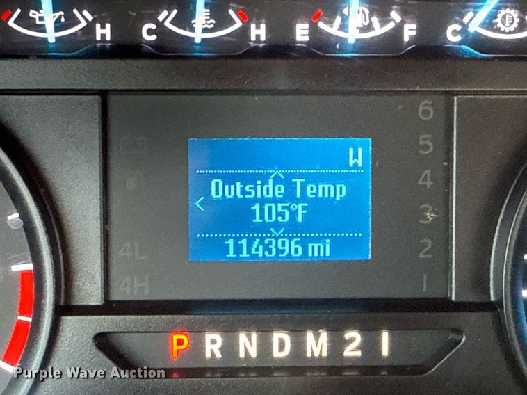 image for item EG6063 2019 Ford F350 Super Duty XL SuperCab pickup truck cab and chassis