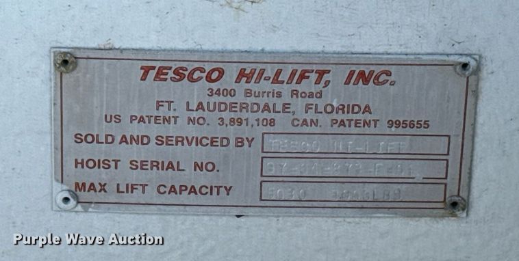 image for item EG6066 1997 Ford F700 scissor lift truck