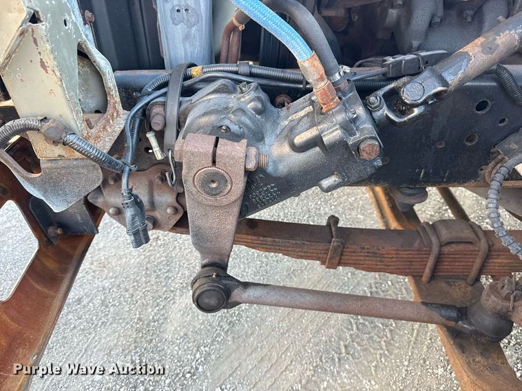 image for item EG6066 1997 Ford F700 scissor lift truck