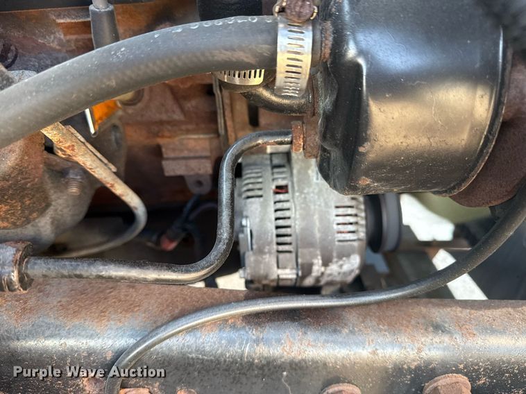 image for item EG6066 1997 Ford F700 scissor lift truck