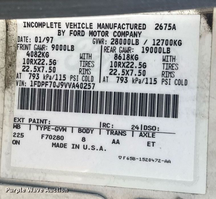 image for item EG6066 1997 Ford F700 scissor lift truck