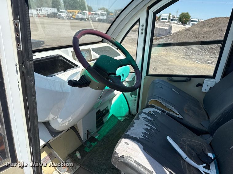 image for item EG6072 2015 CitEcar LSV4P utility vehicle