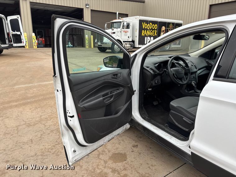 image for item EJ7701 2017 Ford Escape SUV