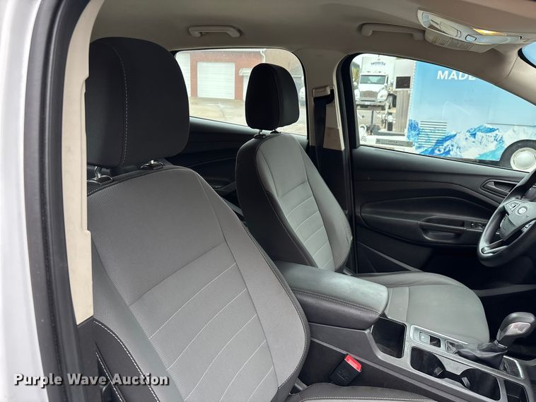 image for item EJ7701 2017 Ford Escape SUV