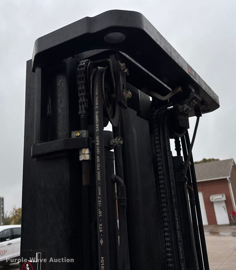 image for item EJ7702 Toyota 7FBCU18 forklift