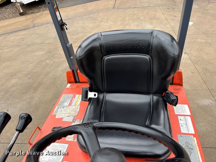 image for item EJ7702 Toyota 7FBCU18 forklift