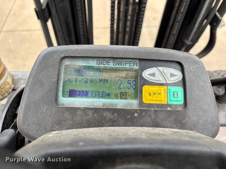 image for item EJ7702 Toyota 7FBCU18 forklift