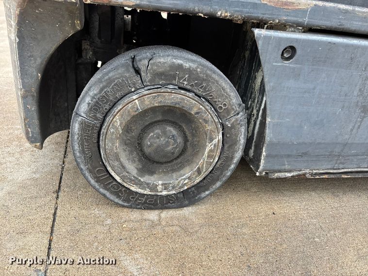 image for item EJ7702 Toyota 7FBCU18 forklift