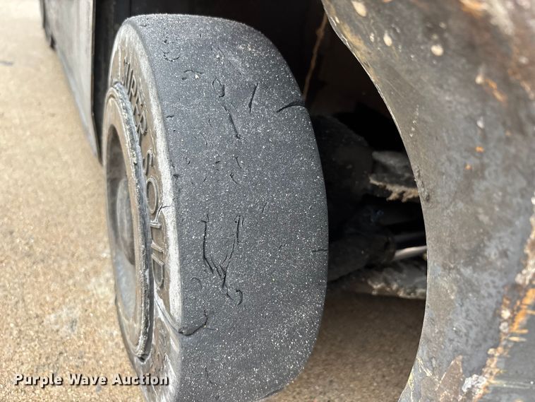 image for item EJ7702 Toyota 7FBCU18 forklift