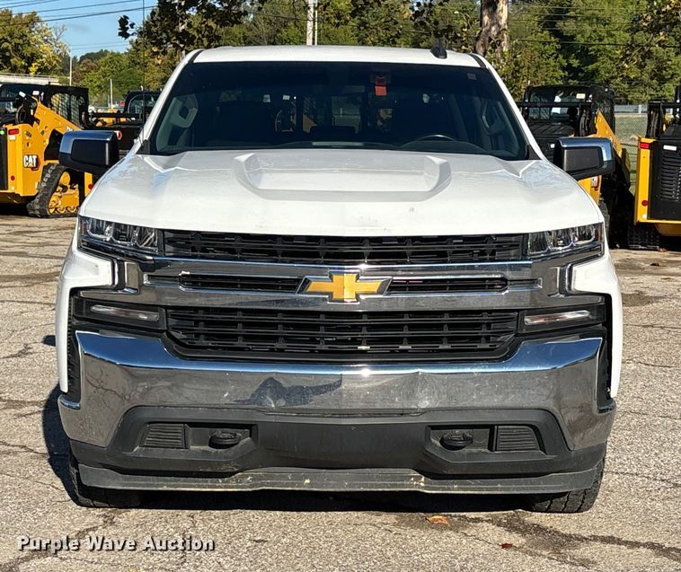 image for item EJ7703 2020 Chevrolet Silverado 1500 LT Crew Cab pickup truck