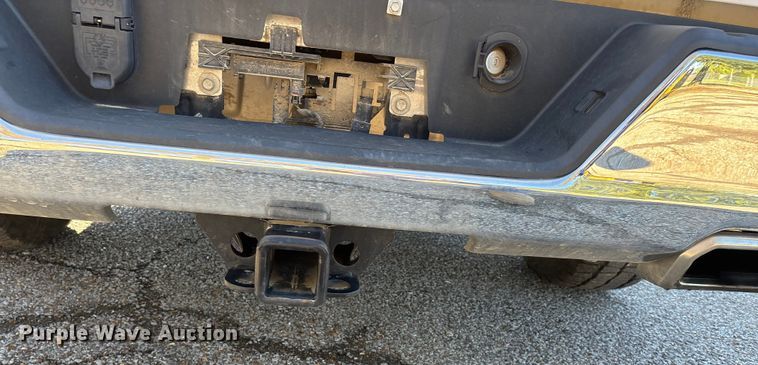 image for item EJ7703 2020 Chevrolet Silverado 1500 LT Crew Cab pickup truck