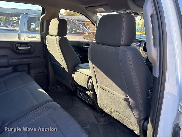 image for item EJ7703 2020 Chevrolet Silverado 1500 LT Crew Cab pickup truck