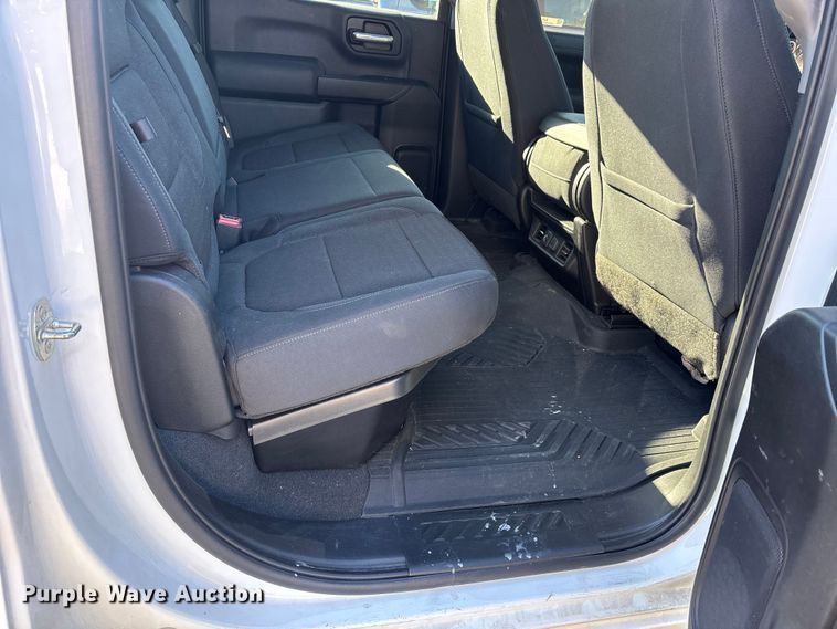 image for item EJ7703 2020 Chevrolet Silverado 1500 LT Crew Cab pickup truck