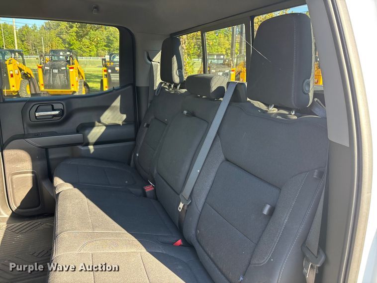 image for item EJ7703 2020 Chevrolet Silverado 1500 LT Crew Cab pickup truck